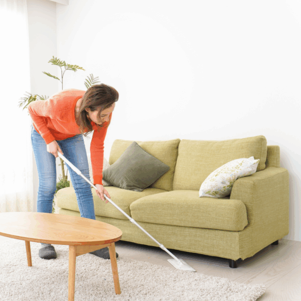 Nettoyants salon et surfaces délicates